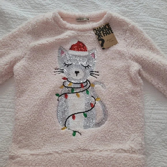 🎄Holiday Fleece Top w/Sequin Cat😽 - Picture 2 of 4